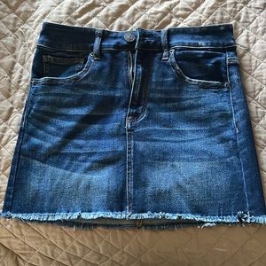 Never worn American Eagle denim skirt